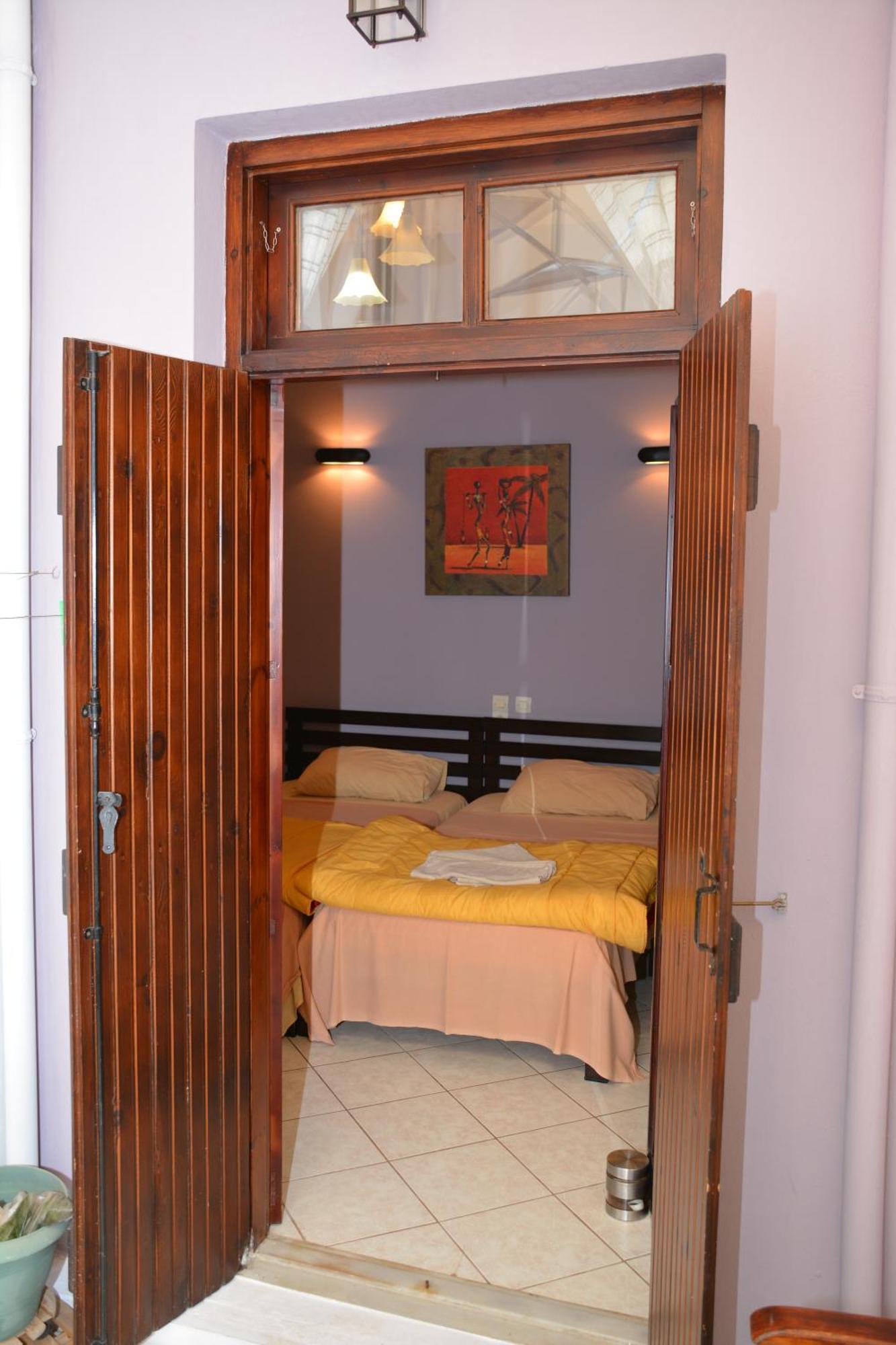 Enetiko Rooms Ханья Экстерьер фото